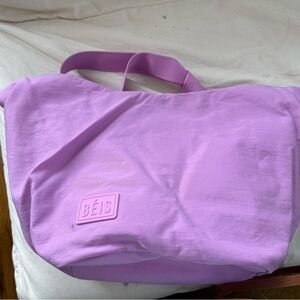 BEIS Crescent Catchall in Berry